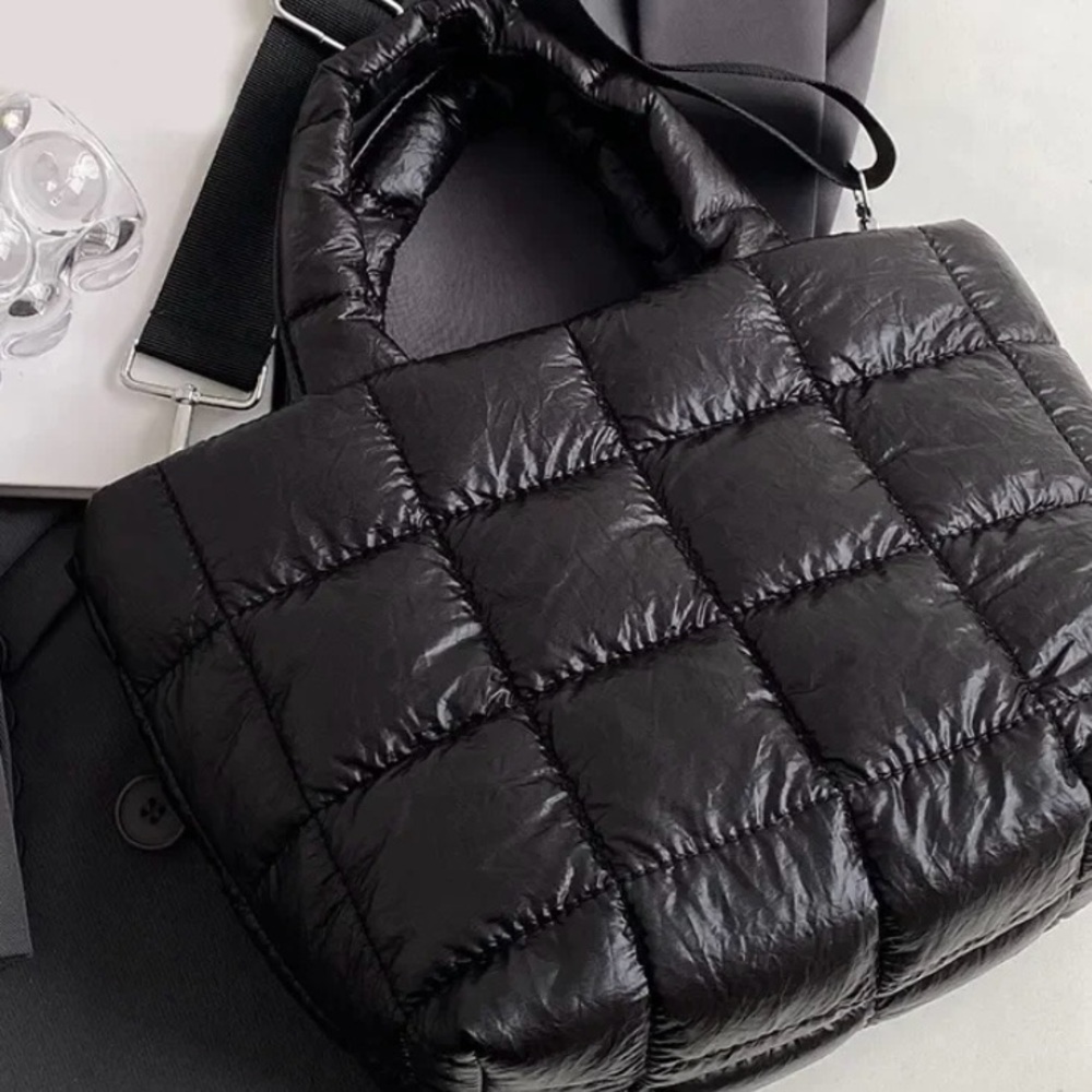 🐡 Mini Puffer Tote - Picture 7 of 11